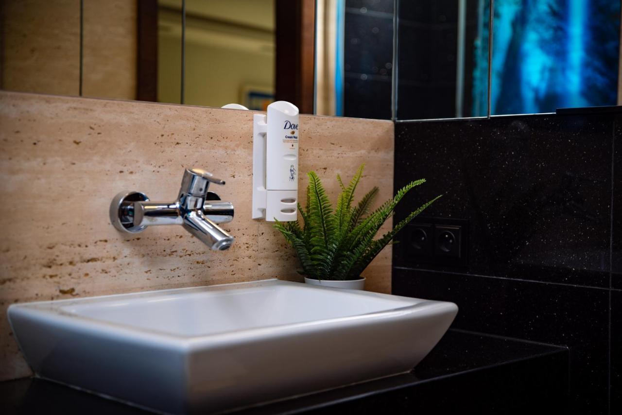 グダニスクApartament Amber Centrum Z Basenemアパートメント エクステリア 写真