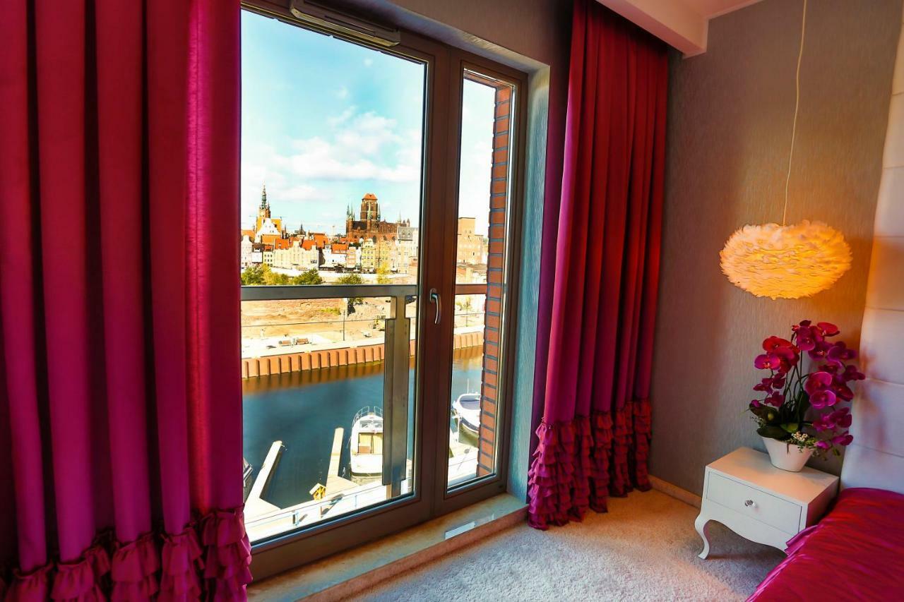 グダニスクApartament Amber Centrum Z Basenemアパートメント エクステリア 写真