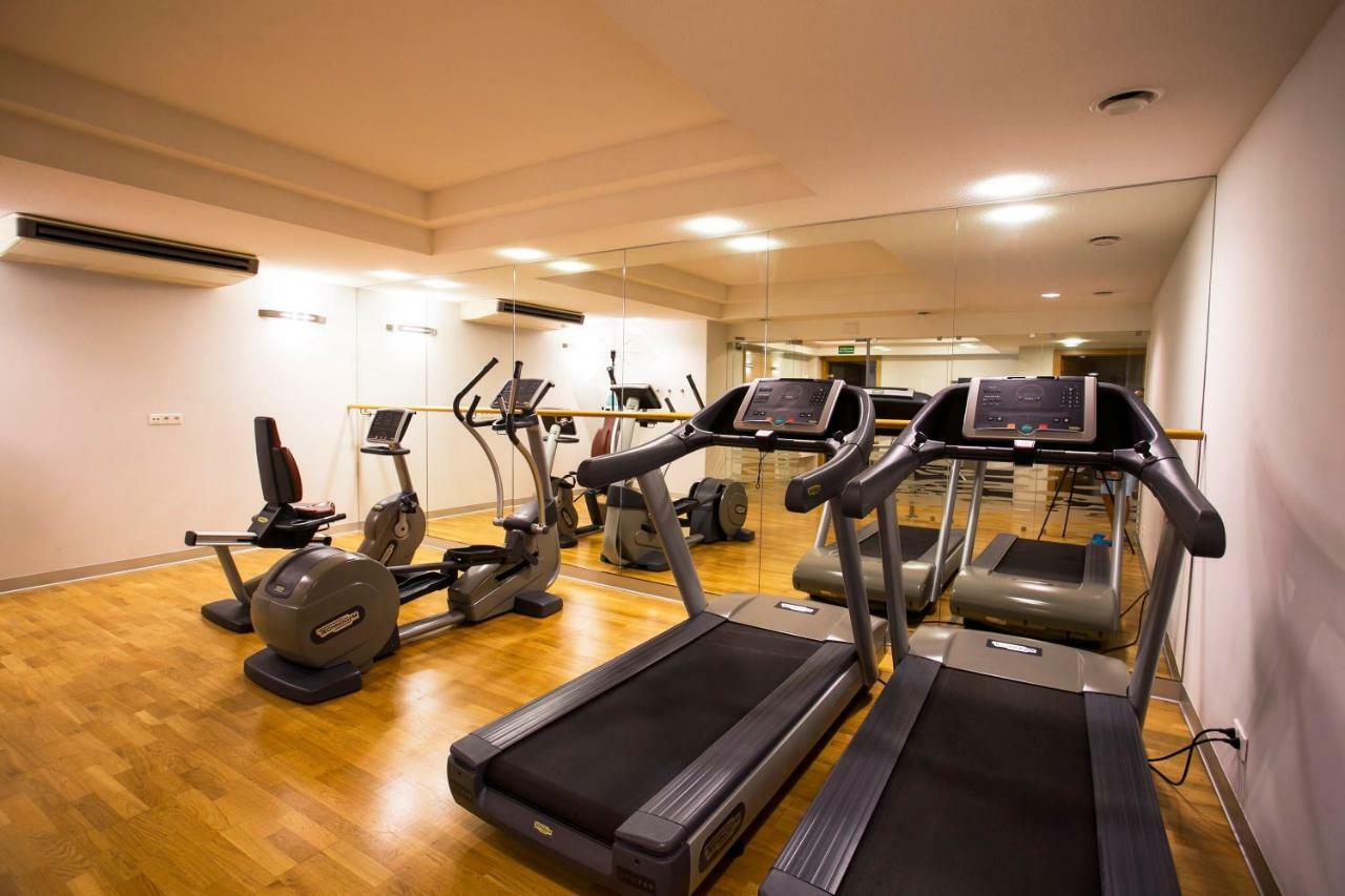グダニスクApartament Amber Centrum Z Basenemアパートメント エクステリア 写真